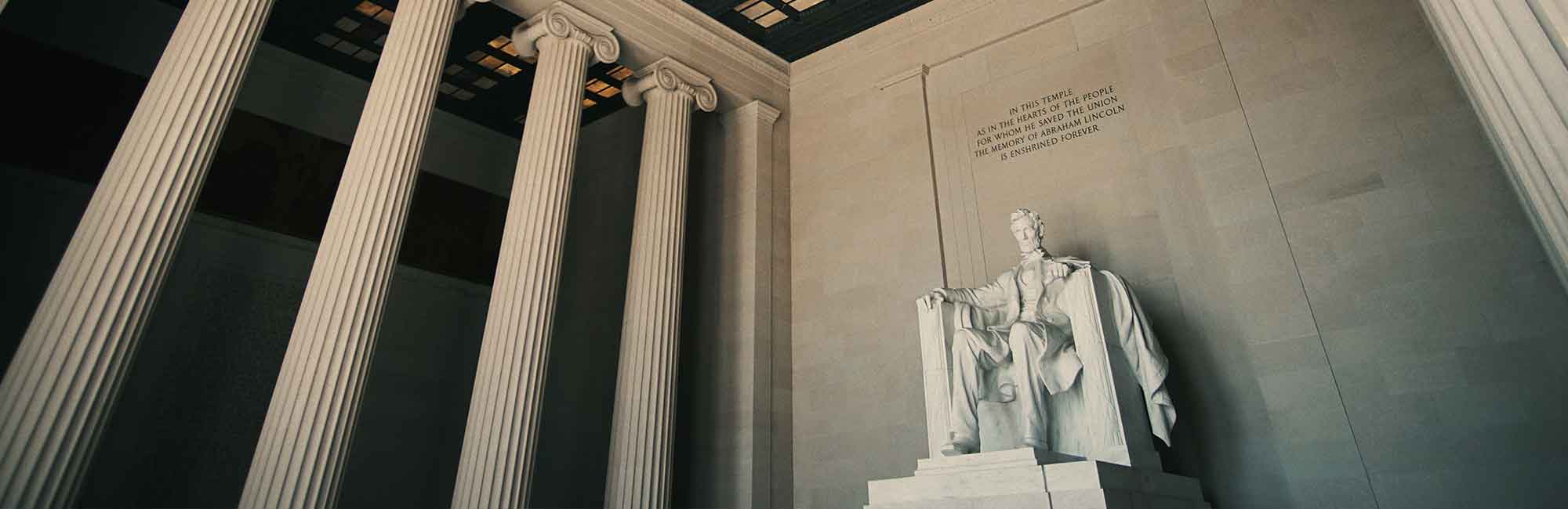 Statue of Abraham Lincoln